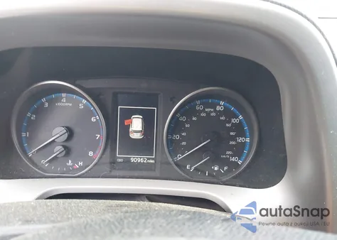 2018 Toyota Rav4 Adventure из США, поврежденный, VIN 2T3RFREV7JW805537